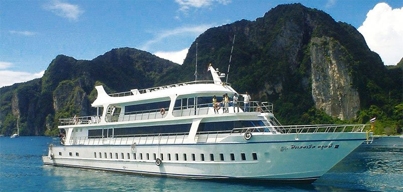 Transporte na Tailândia ferry phi-phi-krabi